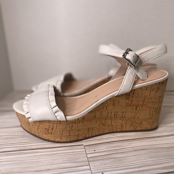 Kate Spade Tomas Wedge Sandals size 9.5 NWT - Picture 3 of 10